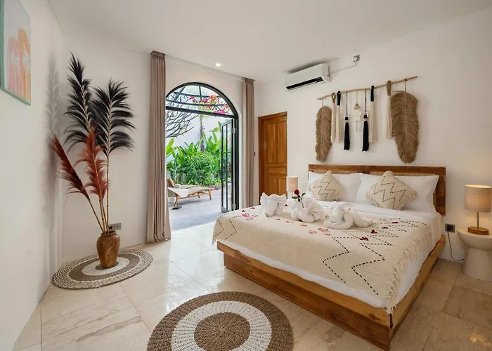 Luxury 4bd Casa Diplomatico With Private Pool Seminyak